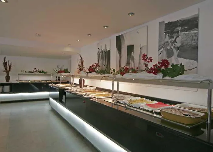 Sirenis Club Siesta Hotel 4*