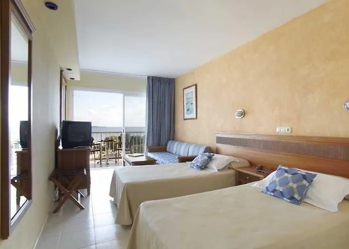 Sirenis Club Siesta Hotel