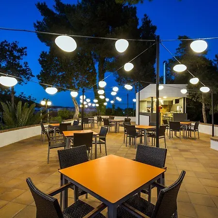 Sirenis Club Siesta 호텔 4*