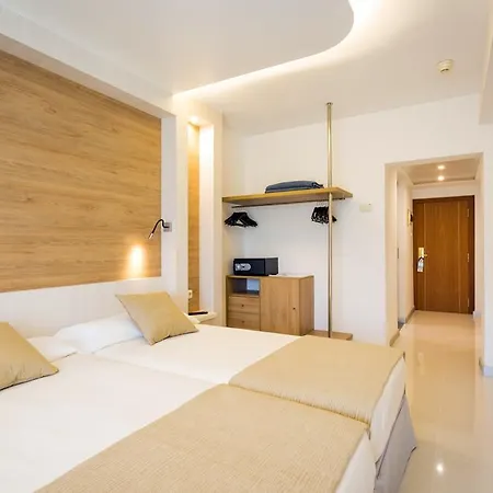 Sirenis Club Siesta 호텔 4*