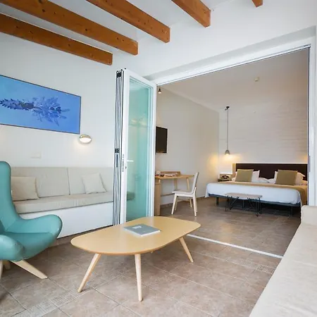 Sirenis Club Siesta Отель