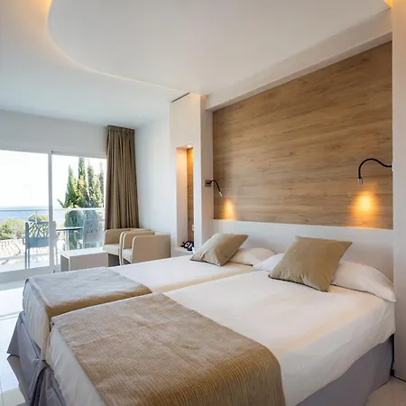 Sirenis Club Siesta 4* Santa Eularia des Riu