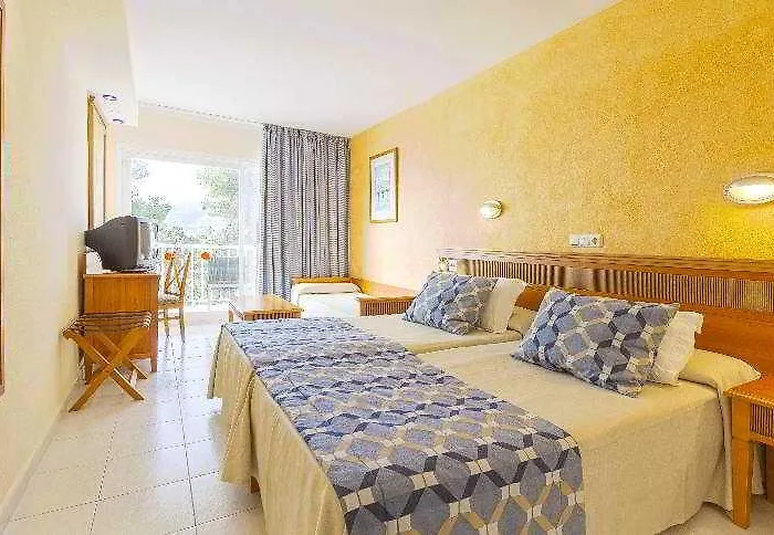 Sirenis Club Siesta 4*