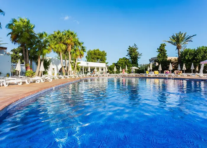 Sirenis Club Siesta Szálloda