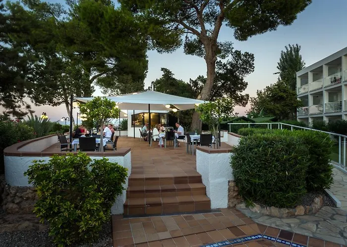 Szálloda Sirenis Club Siesta