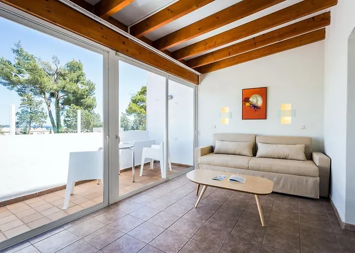 Sirenis Club Siesta 4*