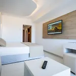 Hotel Sirenis Club Siesta 4*
