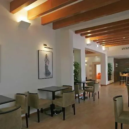 Sirenis Club Siesta Hotel