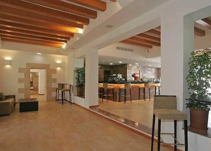 Sirenis Club Siesta 4* Santa Eularia des Riu