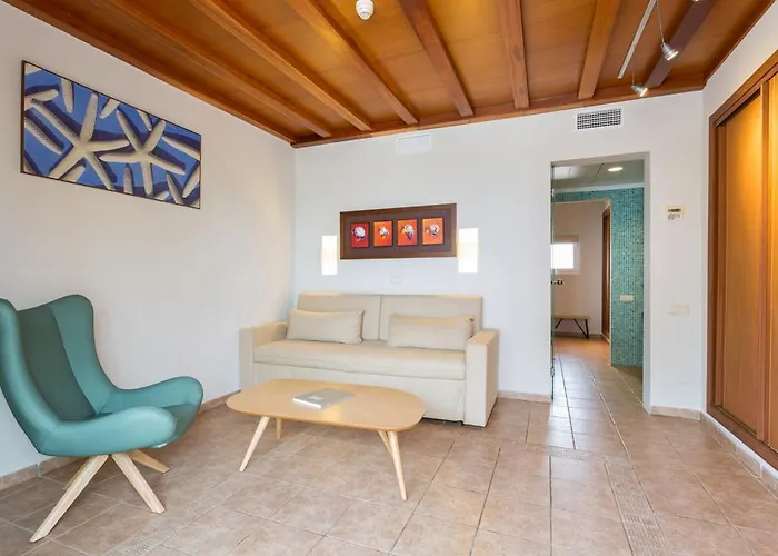 Sirenis Club Siesta Hotel 4*